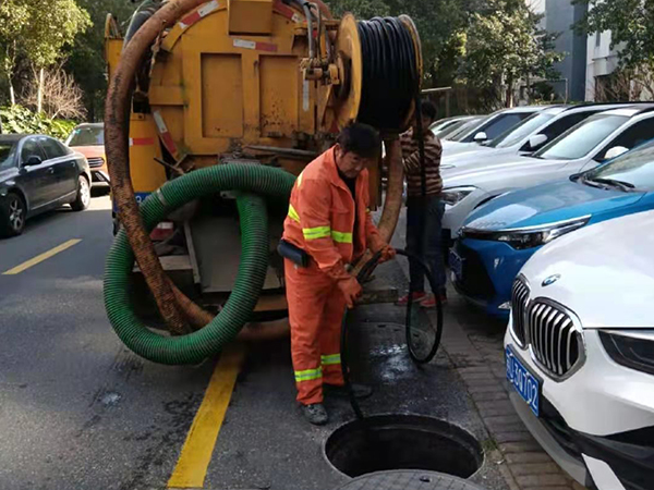 沙田排污管道清淤